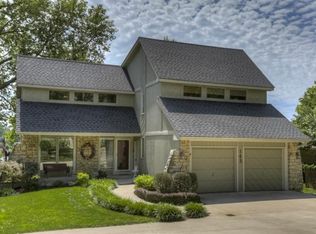 143 N Shore Dr, Kansas City, MO 64151