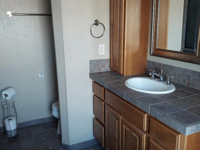 1780 E Shaw Mountain Rd — Photo 9