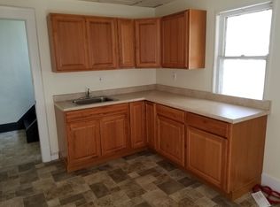 3735 W 39th St, Cleveland, OH