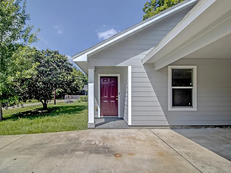 1022 Jeff St — Photo 4