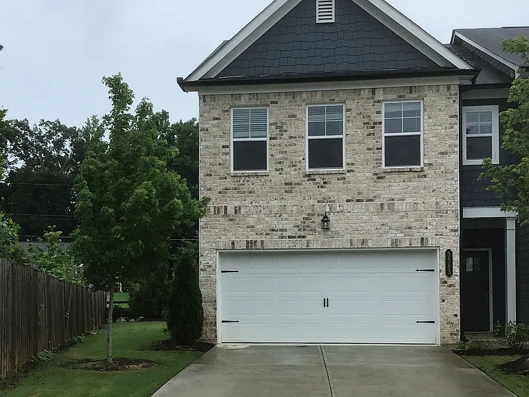5583 Hislop Ln — Photo 1