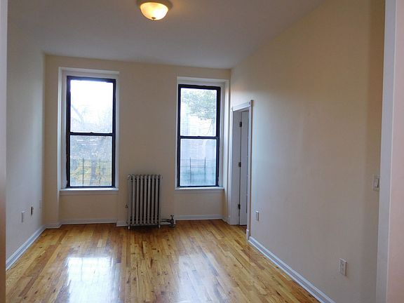 4th image of 228 6th Ave APT 2