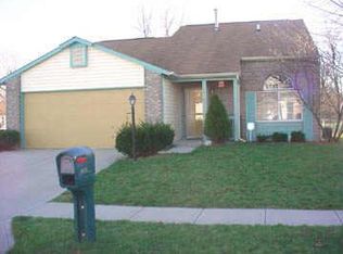 10135 E Lone Wolf Dr, Indianapolis, IN