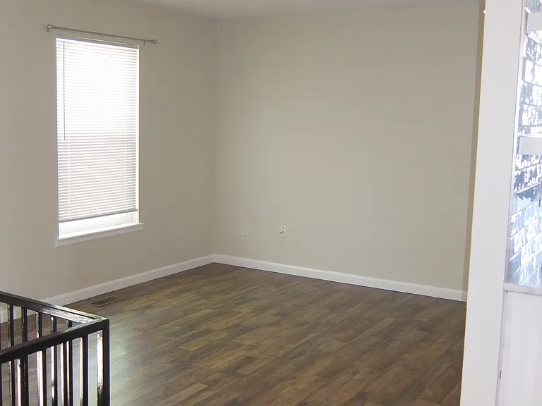 4236 S Halifax Ct — Photo 15