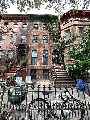 Rented by Massada Home Sales Inc | media 27