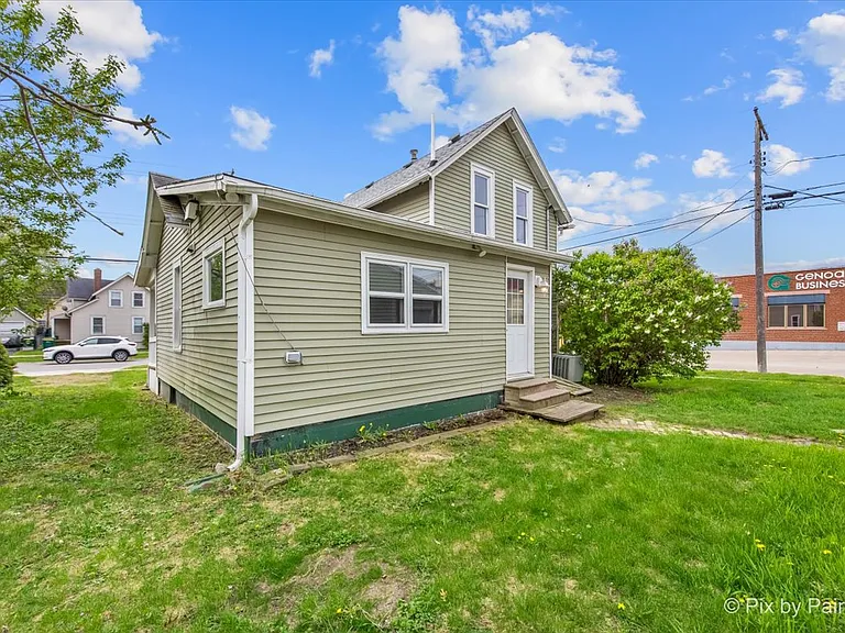 429 W Ottawa St — Photo 21