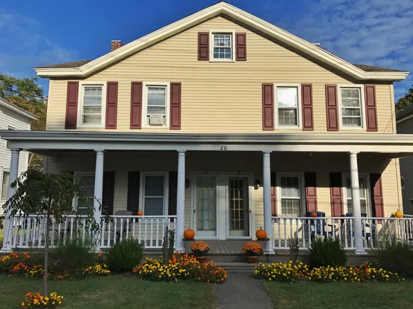 20 Summit St #A, Philmont, NY 12565