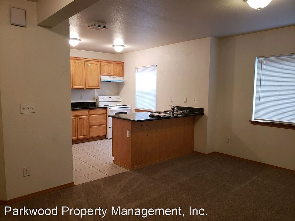 1st image of 1609 E 68th St #1B