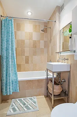 Sold by Corcoran | media 6