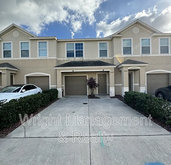 4658 69th Pl N — Photo 1
