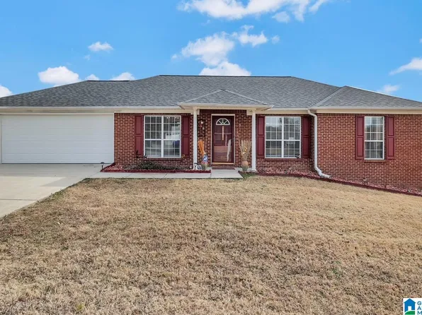 105 Anna Ct, Pleasant Grove, AL 35127
