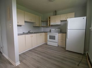 2058 Stanley Ave #2, Niagara Falls, ON L2J0C8