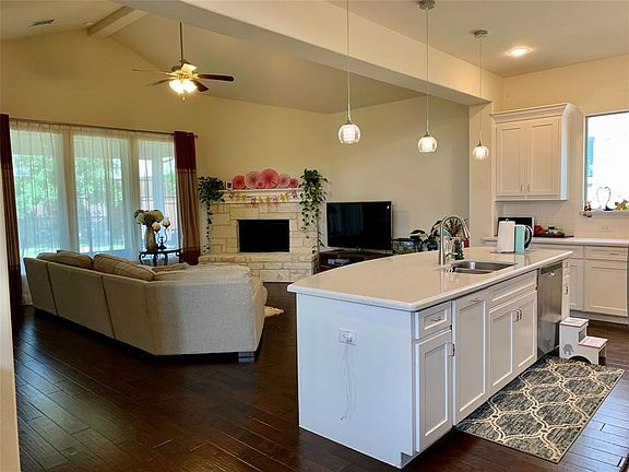 4th image of 6612 Viejita St