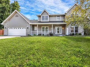 26 Bluff Spring Ct, Saint Charles, MO 63303