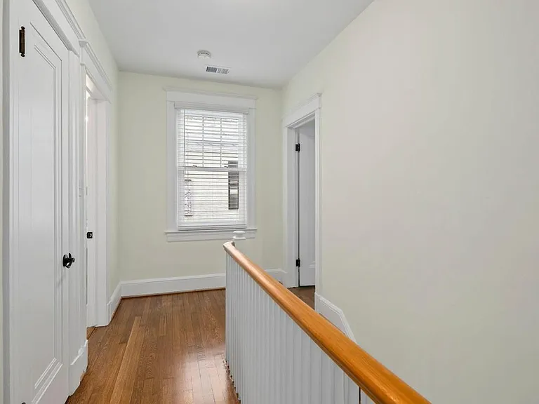 3643 Jenifer St NW — Photo 23