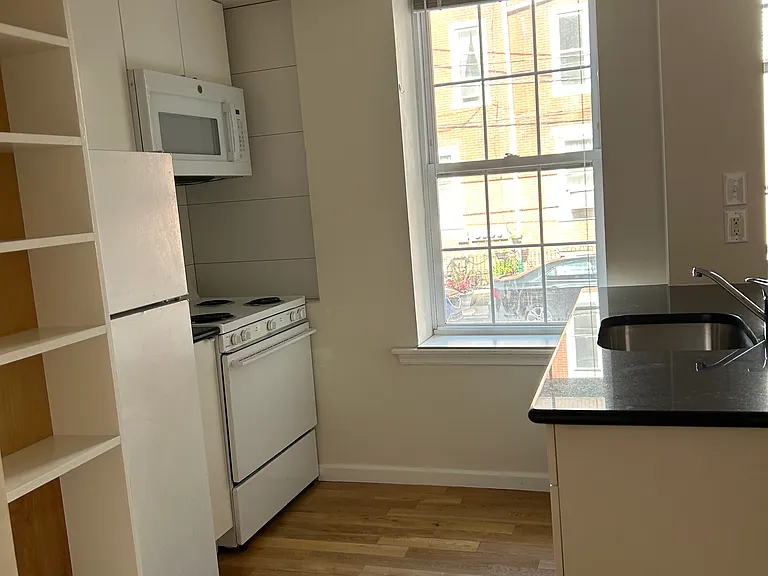 3901 Baring St — Photo 2