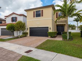 3573 W 106th Ter, Hialeah, FL 33018