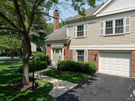 2nd image of 2452 Hunter Dr