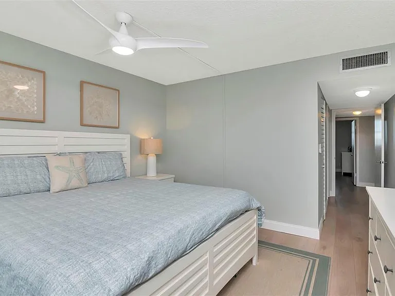 17580 Gulf Blvd #403 — Photo 21