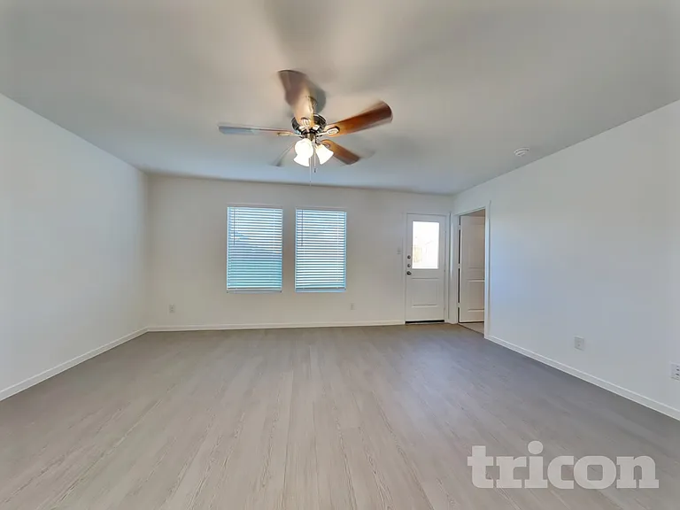 1624 Parliar St — Photo 3
