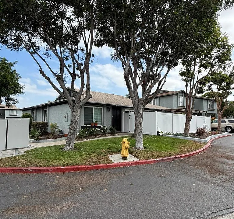 2144 Bluehaven Ct