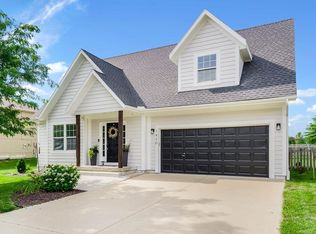 1430 N 9th St E, Louisburg, KS 66053