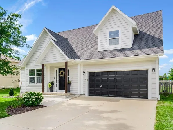 1430 N 9th St E, Louisburg, KS 66053