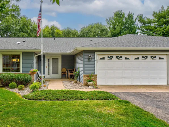 1226 Ravenswood Ct, Shoreview, MN 55126