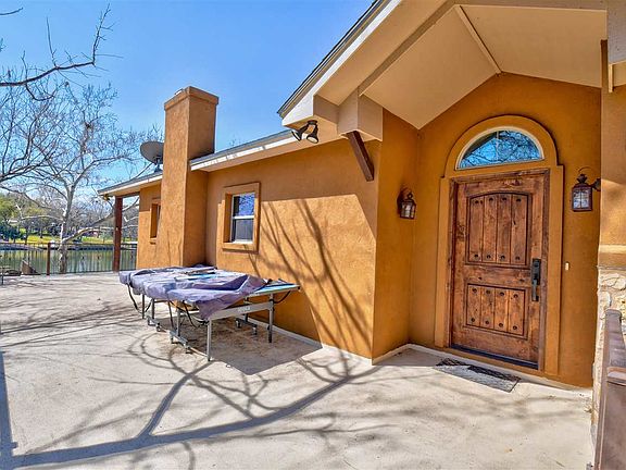 5th image of 392 Long Mountain Dr