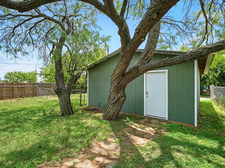 5107 Durango Dr — Photo 30