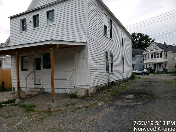 4th image of 938 Norwood Ave