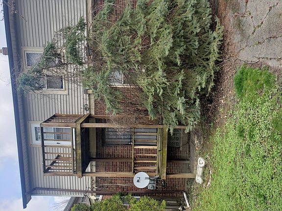 4th image of 4811 Kensington Ave Unit 1