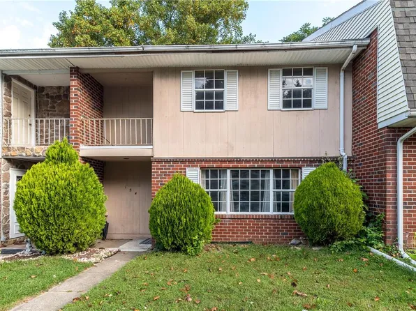 154 Vista Dr, Easton, PA 18042