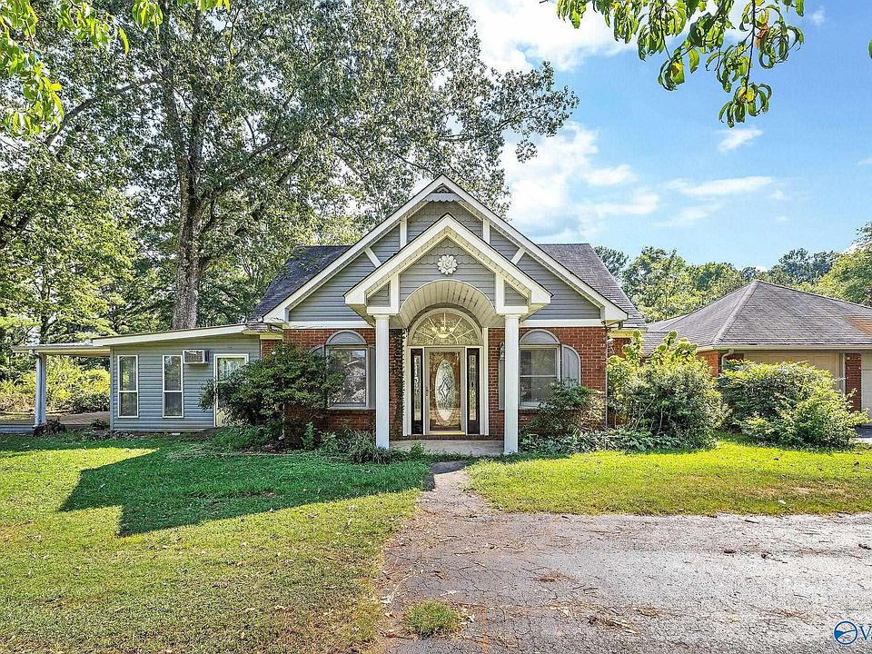 1st image of 153 Allen Rd
