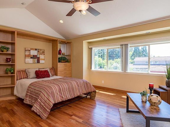 2nd image of 1087 Di Napoli Dr
