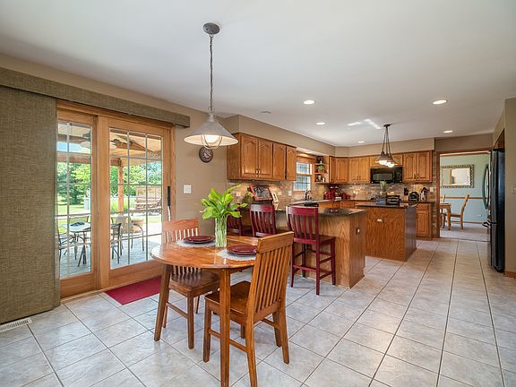5th image of 12641 Arberry Ct