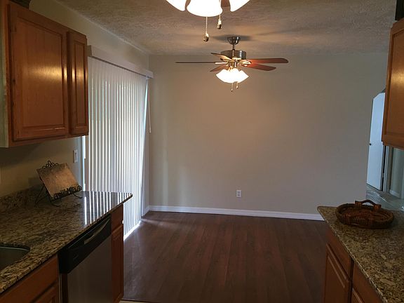 5th image of 1280 SW Avens Street