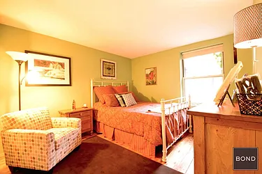 Rented by Bond New York