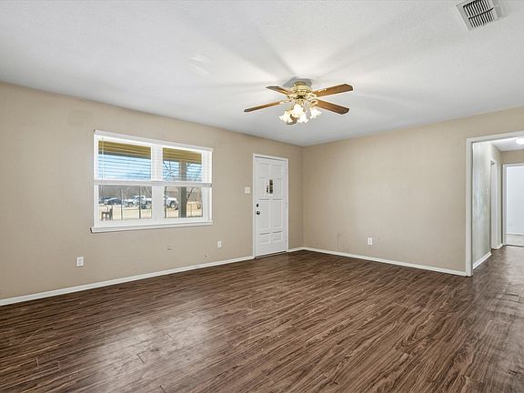5th image of 1729 Elliot Dr