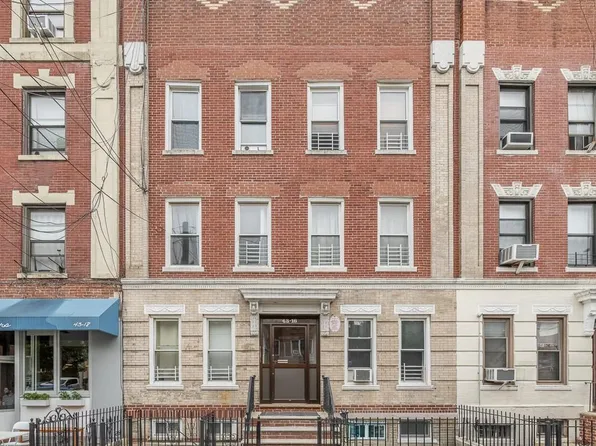 43-16 25th Avenue, Astoria, NY 11103
