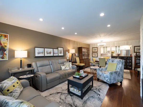 11601 227th St #113, Maple Ridge, BC V2X 0J7