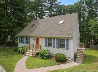17 Pew Ave, Gloucester, MA 01930