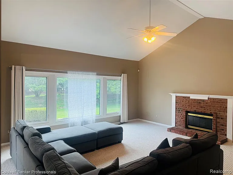 171 Millstone Dr — Photo 7