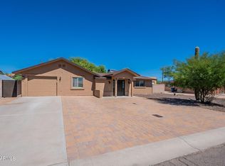 860 E Desert Ave, Apache Junction, AZ 85119