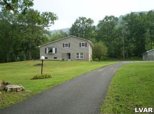 183 W Sunset Rd, Lehighton, PA 18235