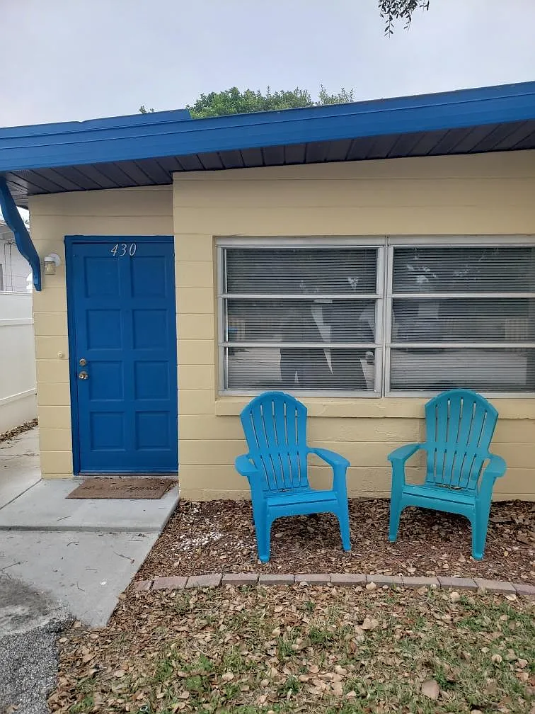 430 Jefferson Ave — Photo 2