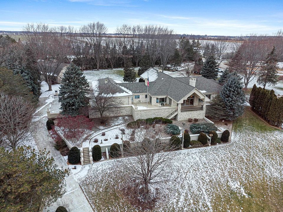 1st image of 2477 Apple Creek Ct