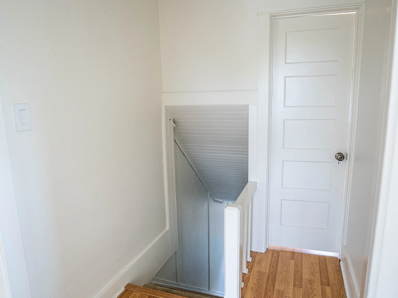 2 bed, 906 sqft, $3,200 — Photo 4