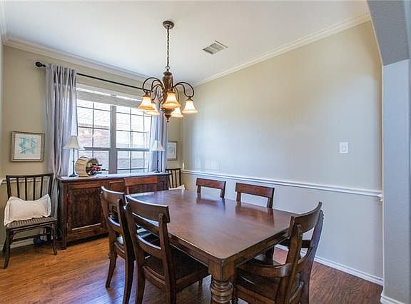 3rd image of 3813 Hickory Bend Trl