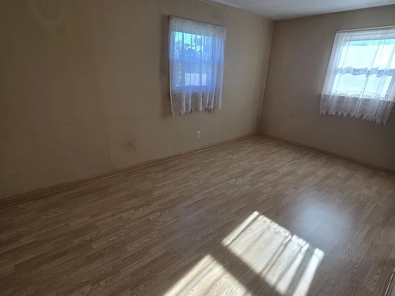 7139 W 74th Pl — Photo 18